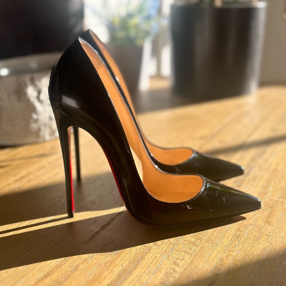 Christian Louboutin So Kate
